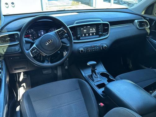 2020 Kia Sorento L