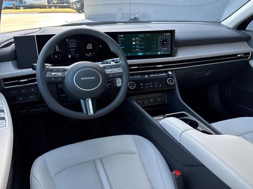 2026 Hyundai SONATA Hybrid Base
