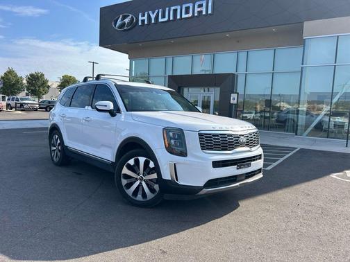 Glacial White Pearl 2021 Kia Telluride EX