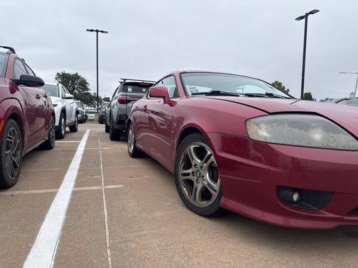 Electric Red 2005 Hyundai Tiburon GT