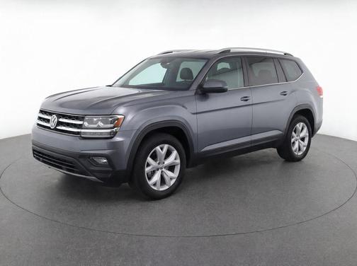 Platinum Gray Metallic 2019 Volkswagen Atlas 3.6L SE