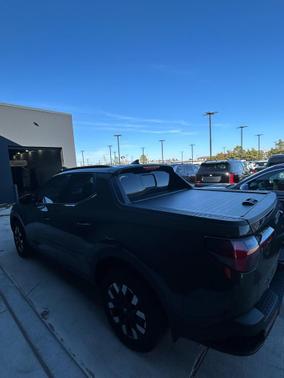 2025 Hyundai SANTA CRUZ SEL Activity