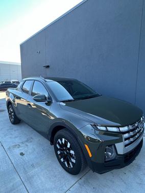 2025 Hyundai SANTA CRUZ SEL Activity