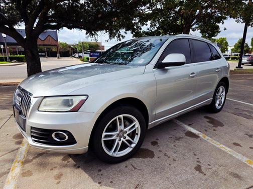Silver 2013 Audi Q5 2.0T Premium Plus