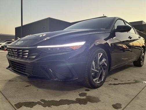 2025 Hyundai ELANTRA Sport