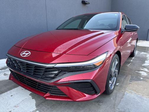 2025 Hyundai ELANTRA Sport