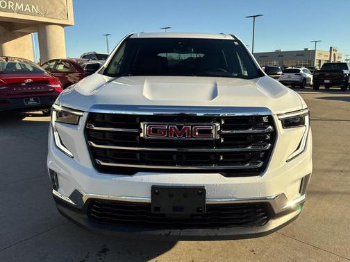 2024 GMC Acadia FWD Elevation