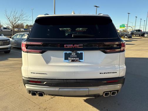 2024 GMC Acadia FWD Elevation