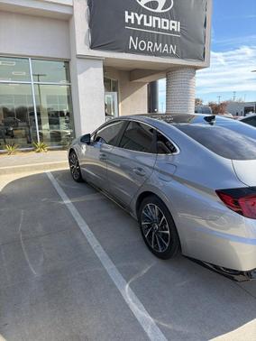 2023 Hyundai SONATA Limited