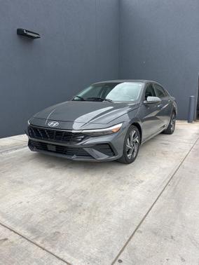 2025 Hyundai ELANTRA HEV Limited