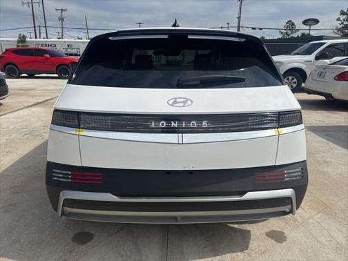 2025 Hyundai IONIQ 5 SE