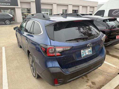 2022 Subaru Outback Onyx Edition XT