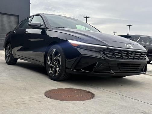 2025 Hyundai ELANTRA Sport