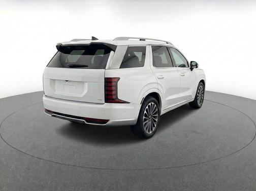 Creamy White Pearl 2026 Hyundai Palisade Hybrid Calligraphy