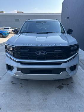 Silver Metallic 2025 Ford Expedition Platinum