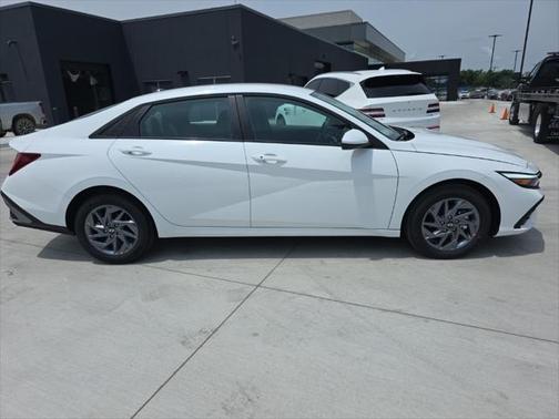 2025 Hyundai ELANTRA HEV Blue