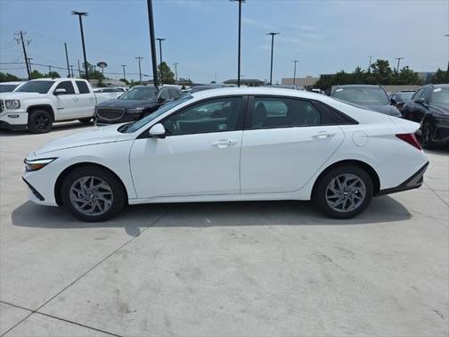2025 Hyundai ELANTRA HEV Blue