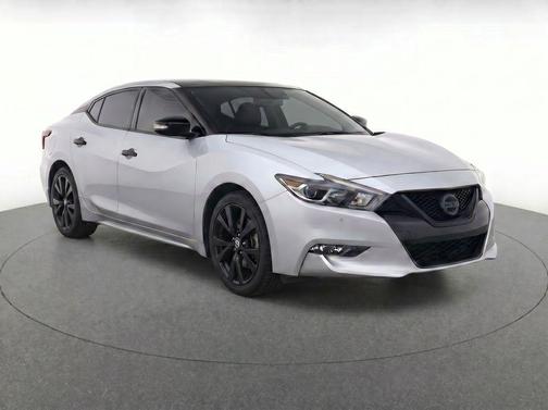 Brilliant Silver 2017 Nissan Maxima 3.5 SL