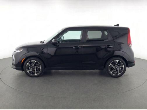 Fusion Black 2023 Kia Soul EX