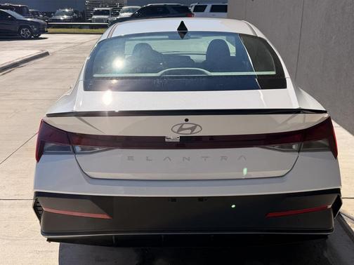 2026 Hyundai ELANTRA Sport