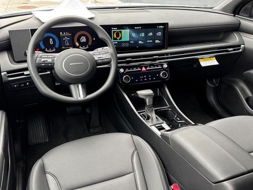 Atlas White 2026 Hyundai SANTA CRUZ SEL