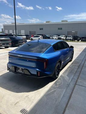2025 Kia K4 GT-Line