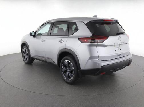 Brilliant Silver Metallic 2025 Nissan Rogue SV