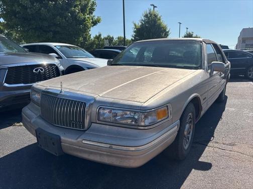 1997 Lincoln Town Car Executive