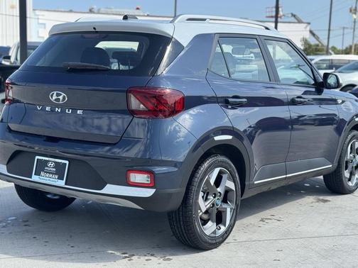 2025 Hyundai VENUE Limited