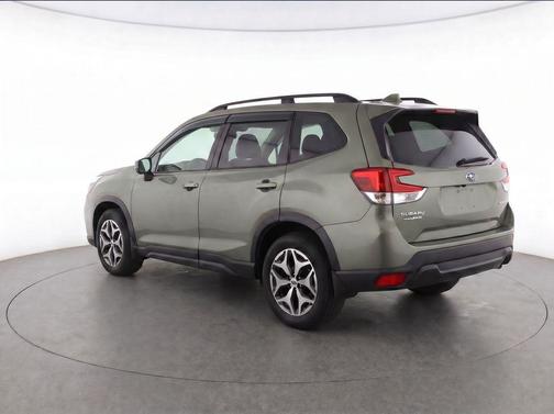 Jasper Green Metallic 2020 Subaru Forester Premium