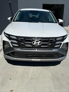 2026 Hyundai TUCSON Hybrid Blue SE