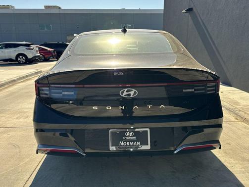 Abyss Black 2026 Hyundai SONATA SEL