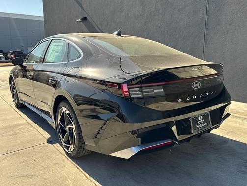 2026 Hyundai SONATA SEL