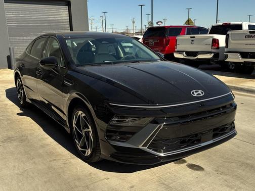 2026 Hyundai SONATA SEL