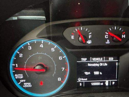 Silver Ice Metallic 2019 Chevrolet Traverse LS