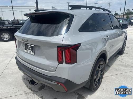 2025 Kia Sorento SX