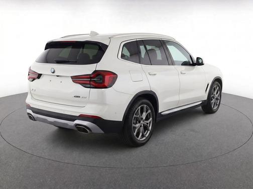 White 2023 BMW X3 xDrive30i