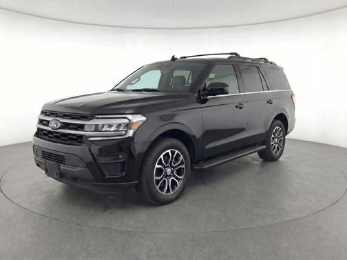 Black Metallic 2024 Ford Expedition Max XLT