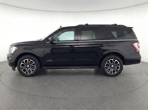 Black Metallic 2024 Ford Expedition Max XLT