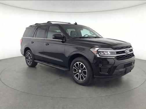 Black Metallic 2024 Ford Expedition Max XLT