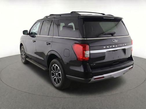 Black Metallic 2024 Ford Expedition Max XLT