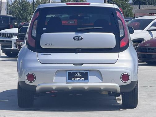 2018 Kia Soul +