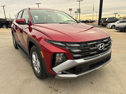 Ultimate Red 2026 Hyundai TUCSON SE