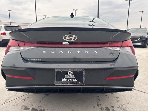 2025 Hyundai ELANTRA Sport