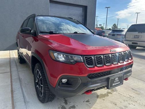 Red Hot Pearlcoat 2025 Jeep Compass Trailhawk
