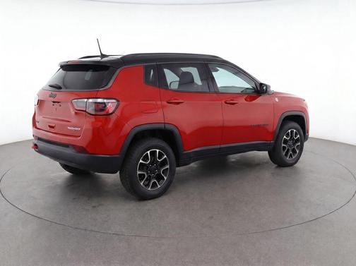 Red Hot Pearlcoat 2025 Jeep Compass Trailhawk