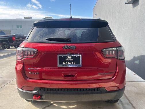 Red Hot Pearlcoat 2025 Jeep Compass Trailhawk