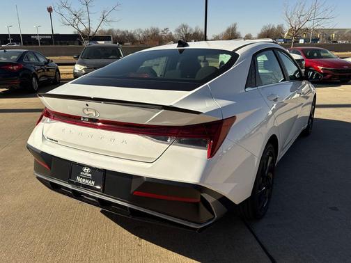 2026 Hyundai ELANTRA Sport