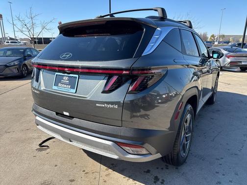 2026 Hyundai TUCSON Hybrid SEL Convenience