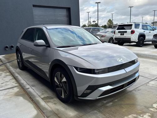 2026 Hyundai IONIQ 5 SEL